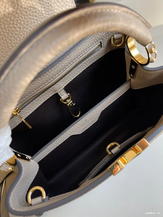 WIS LOUIS BB VUITTON CAPUCINES 1009